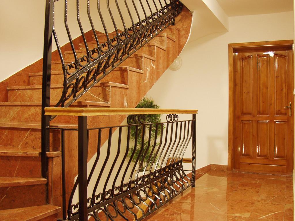 Guest House Villa Iva Budva Exterior foto